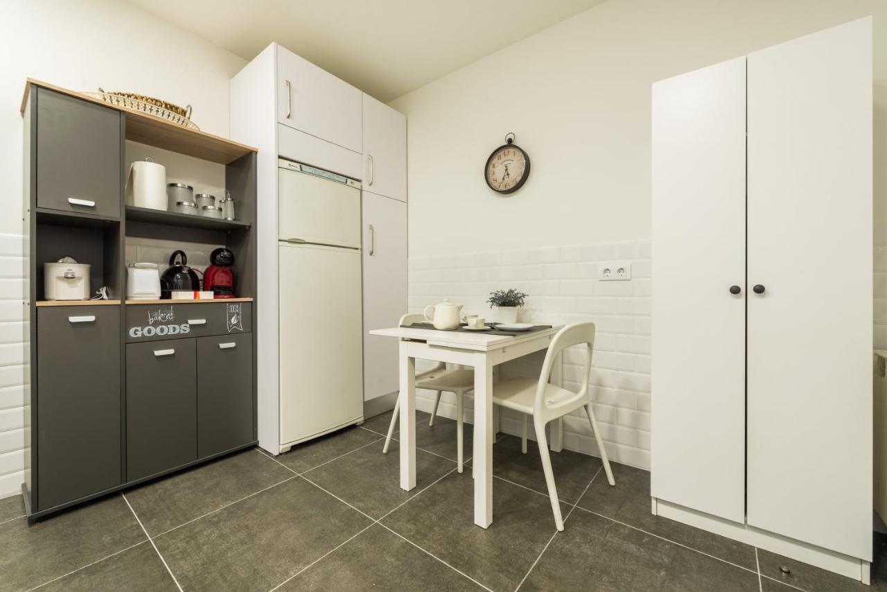 For You Rentals Free Wifi Apartment Temporal Malasana Madrid Center Mal27 Exterior photo